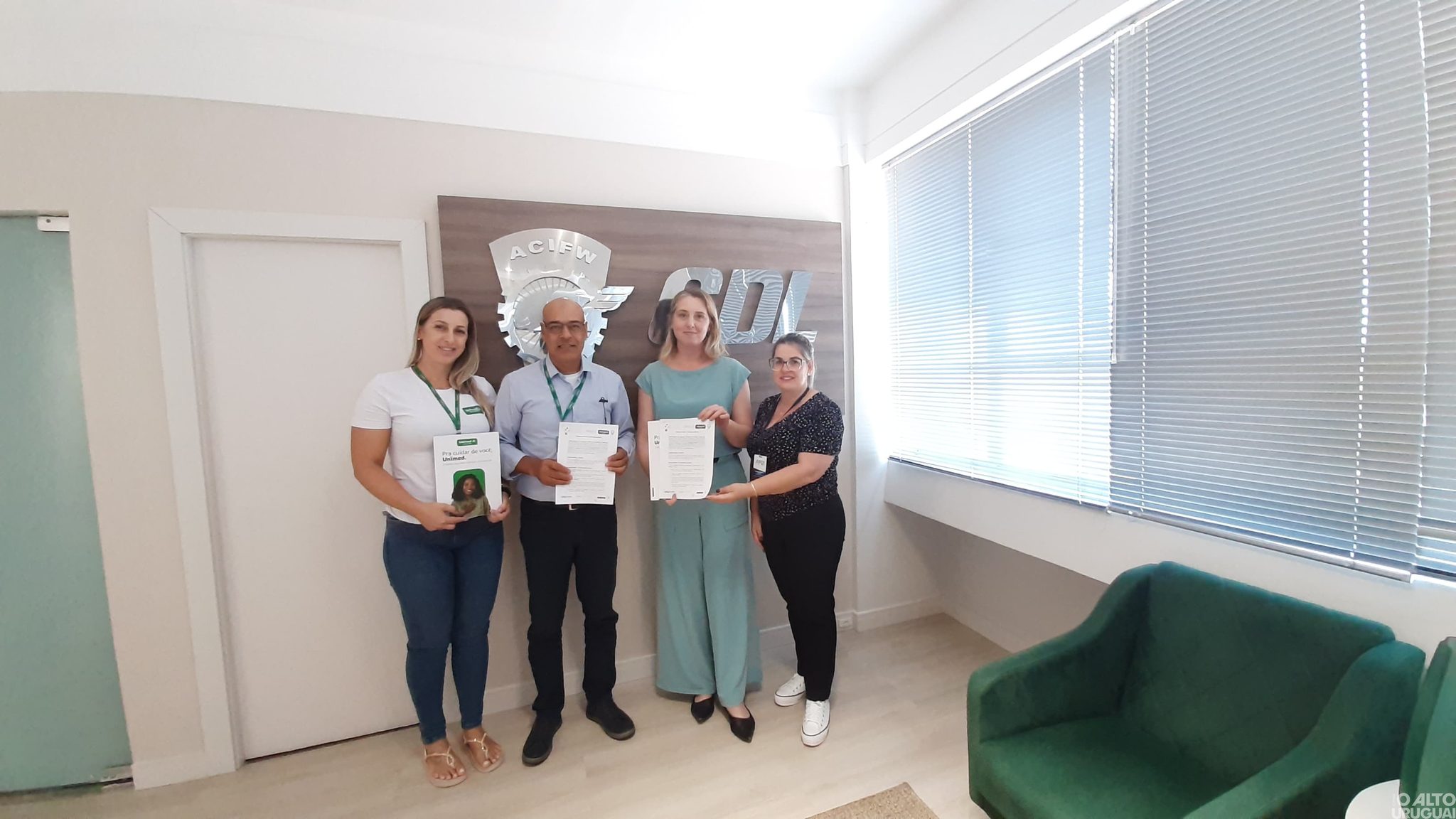 AEFW firma convênio com a Unimed