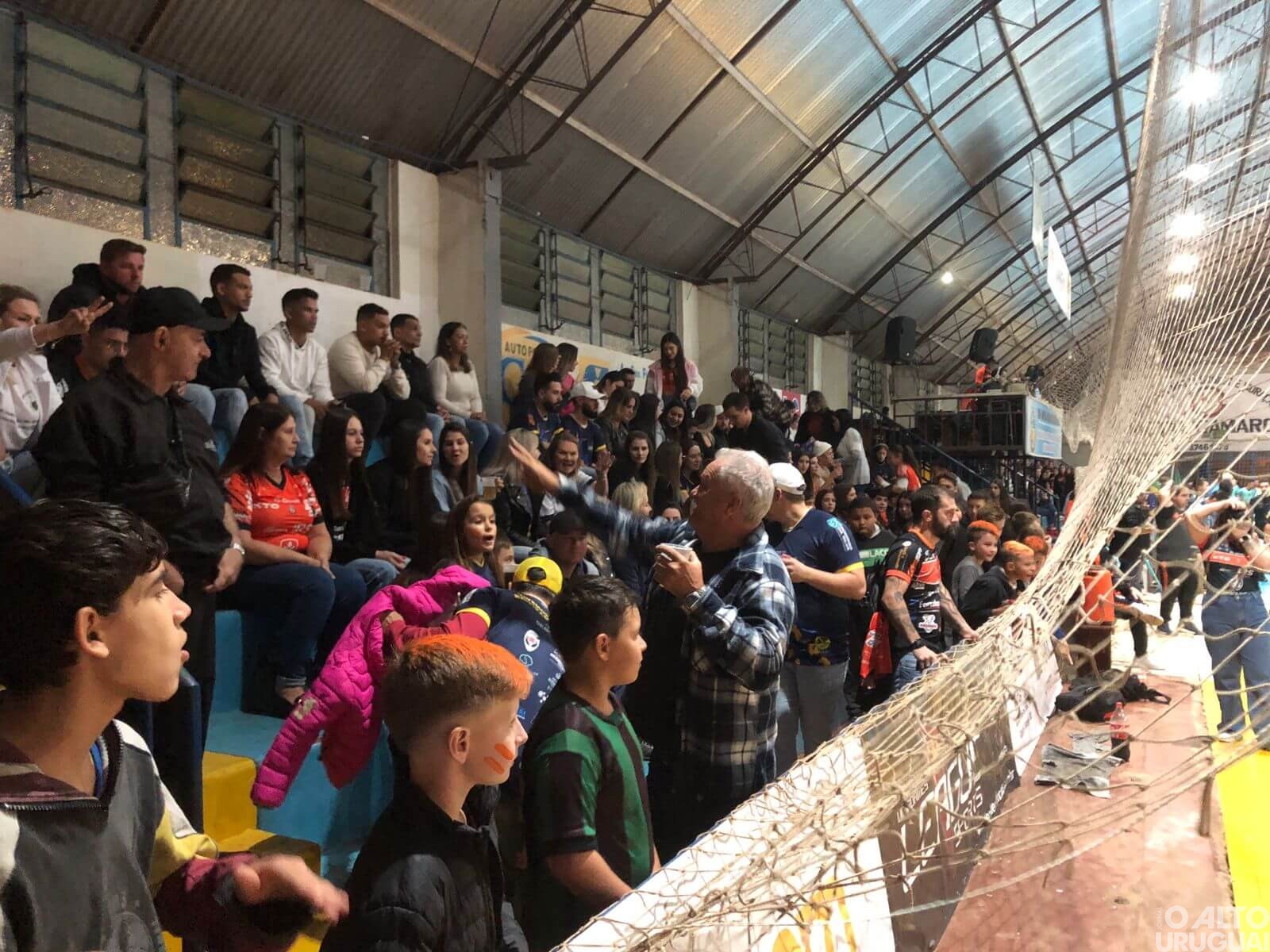 Afucs derrota o Atlec e abre vantagem