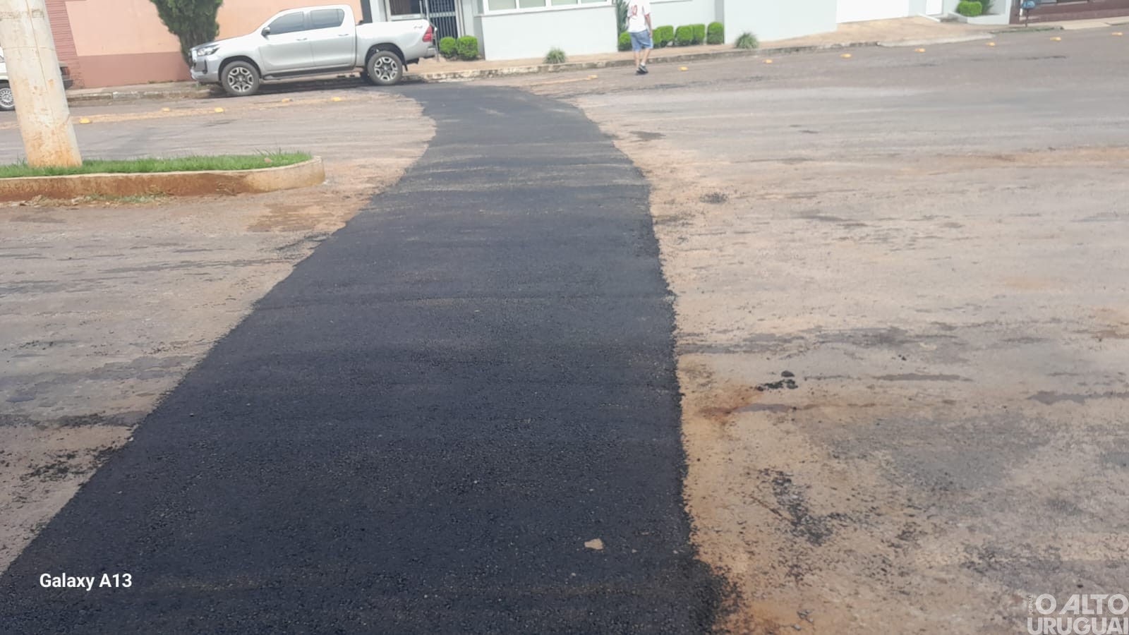 Locais abertos para obras em redes de água de FW são repavimentados pela Corsan