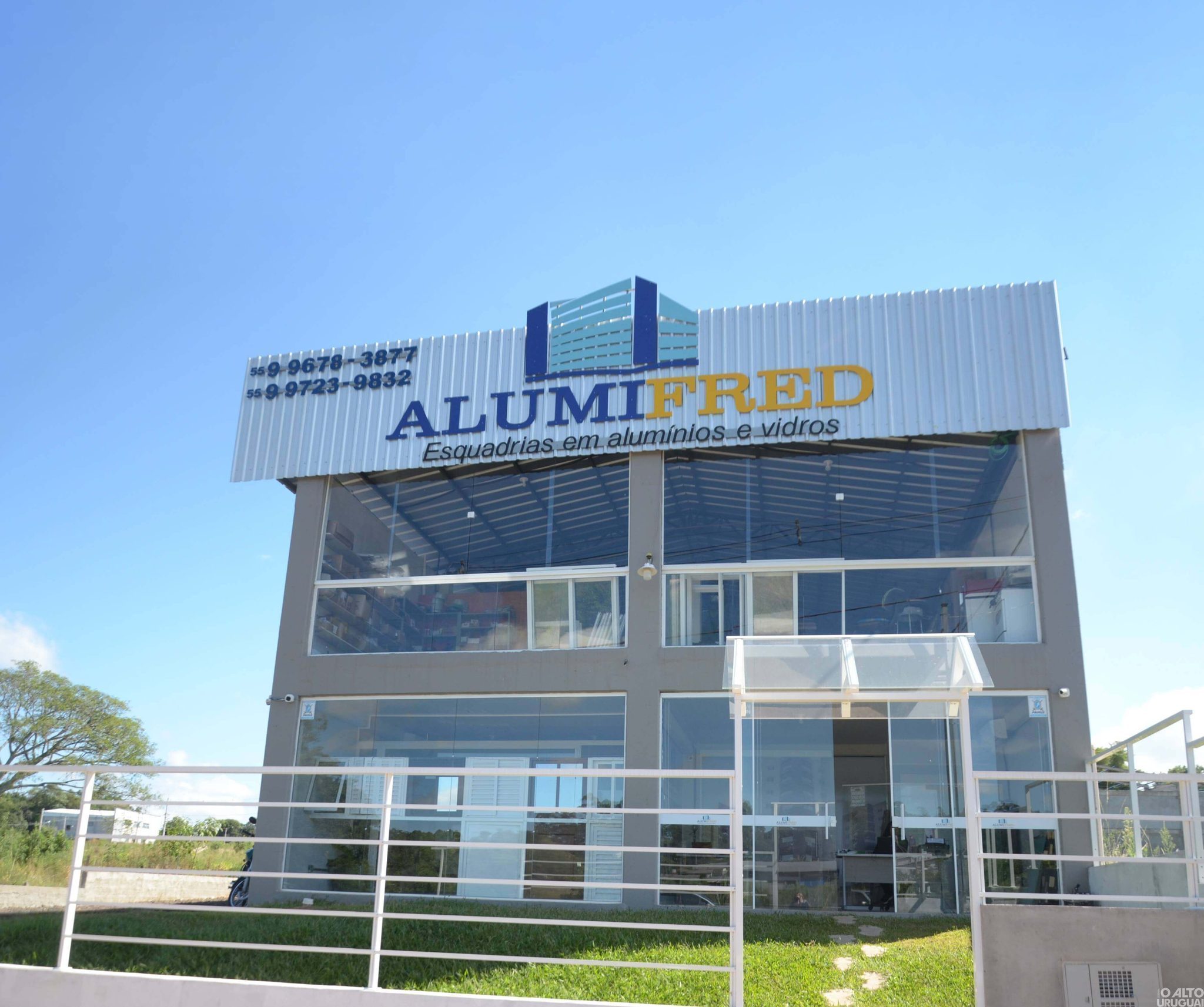 Alumifred: empresa especializada em esquadrias em vidro e alumínio