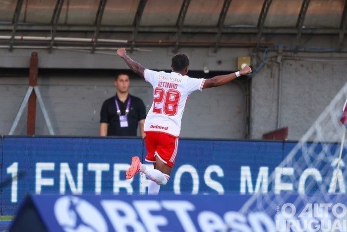 Inter bate o Caxias e está próximo da final do Gauchão