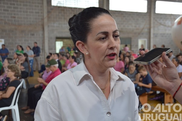Centenas de mulheres participam de encontro em Jaboticaba