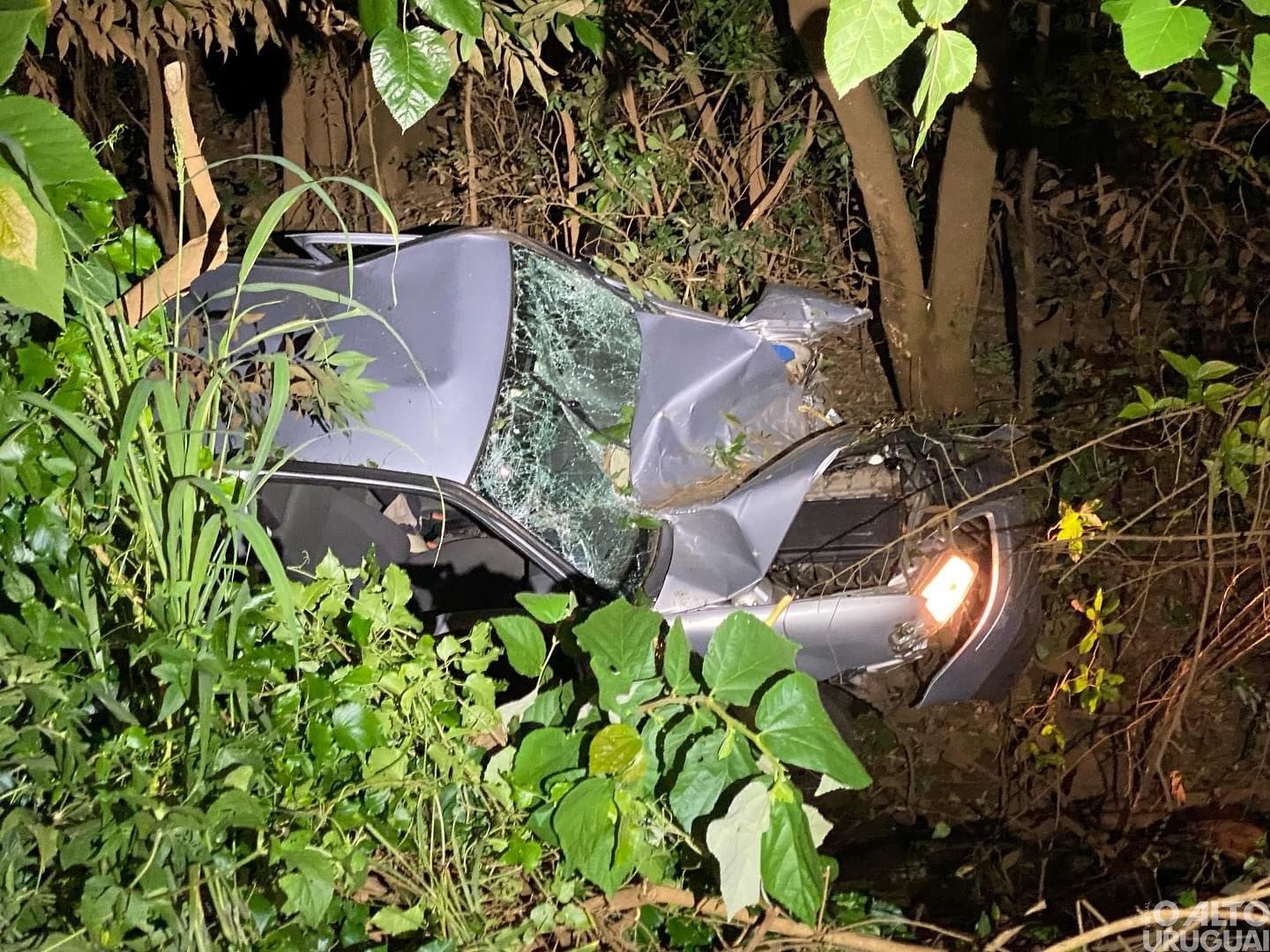 Iraí: motorista morre após veículo cair em sanga