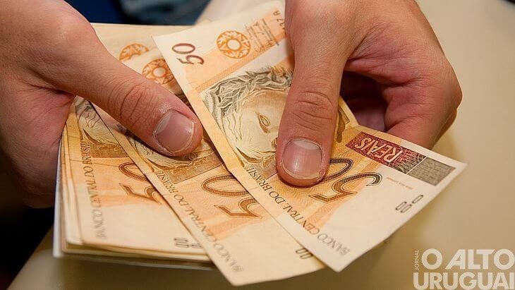Beneficiários com NIS final 2 começam a receber Auxílio Brasil nesta segunda-feira