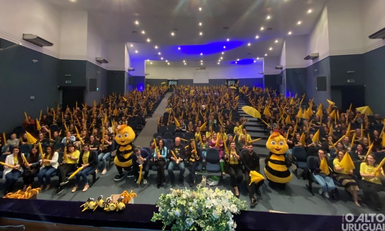 A União Faz a Vida promove palestra-show para marcar o Dia do Professor