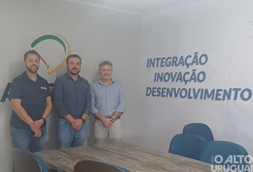Amzop promove articulação com prefeitos e lideranças