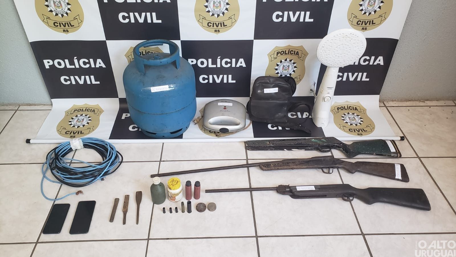 Polícia Civil cumpre quatro mandados de busca e apreensão