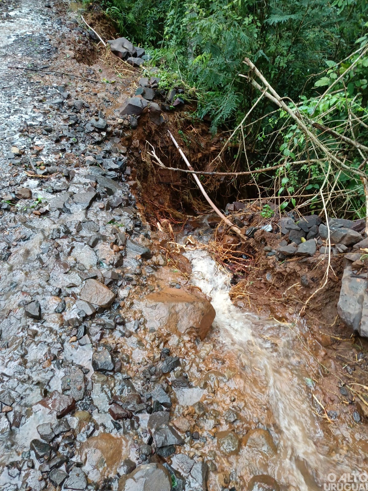 Municípios da região contabilizam estragos em estradas do interior