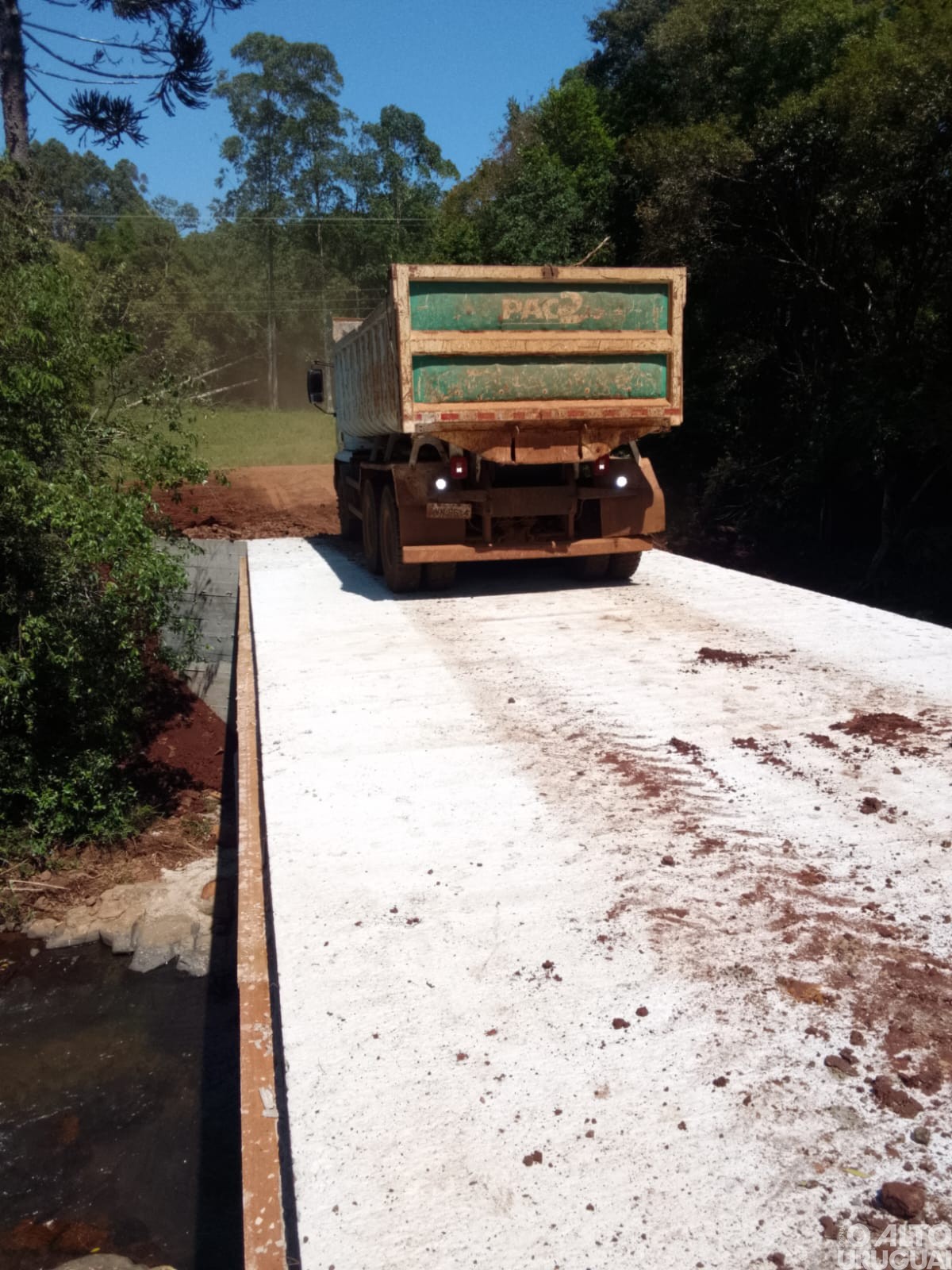Nova ponte concluída na Linha Braguinha em Vista Alegre