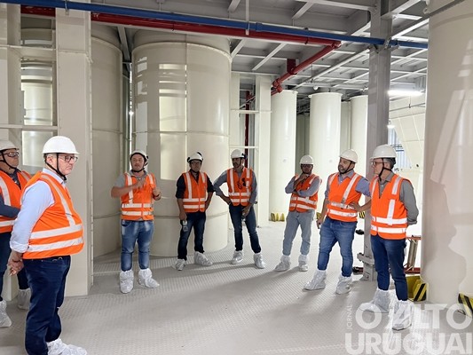 JBS apresenta a estrutura da fábrica de ração em Seberi