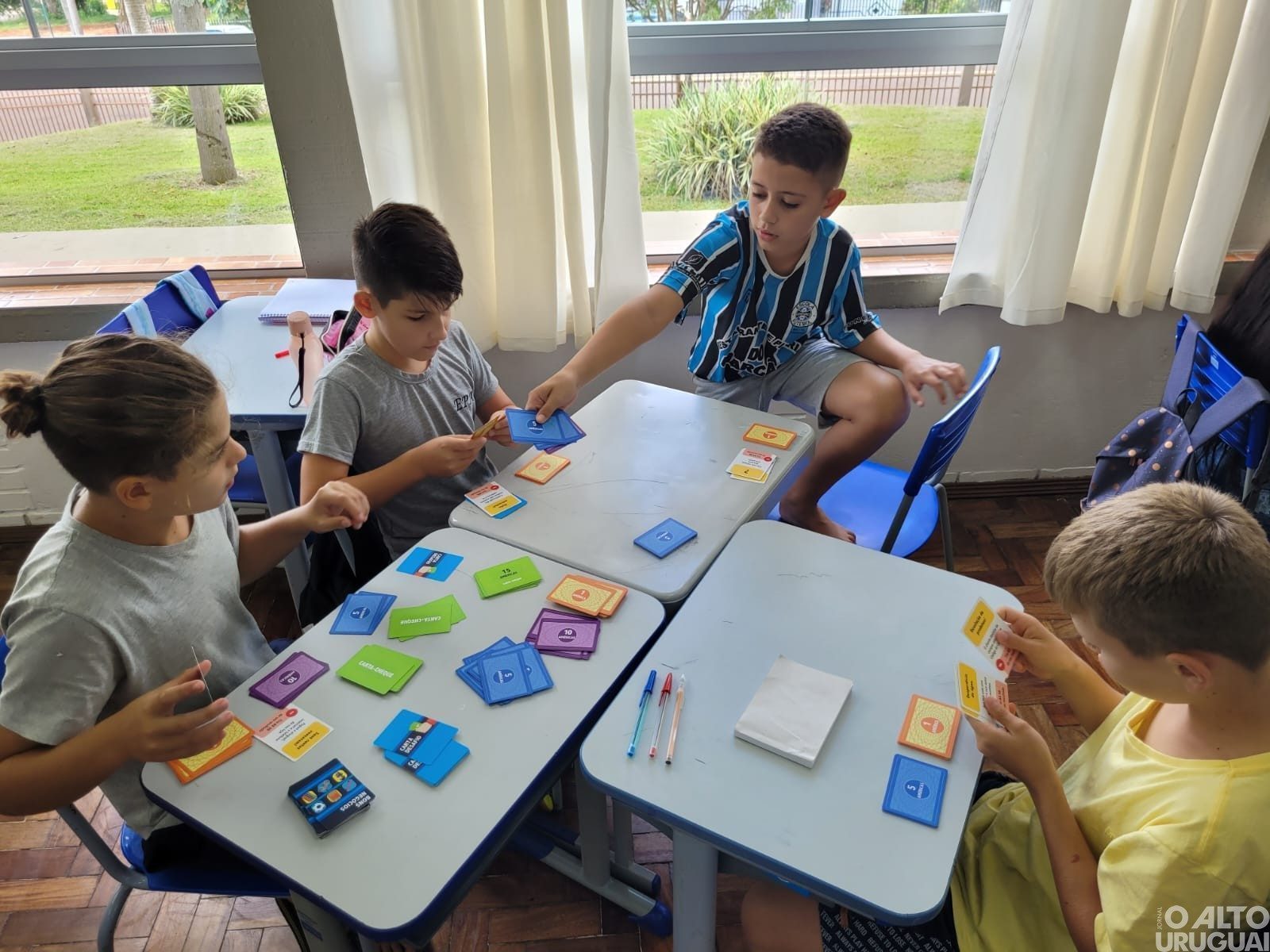 Escolas da 20ª CRE iniciam atividades do projeto Jogos de Educação Financeira