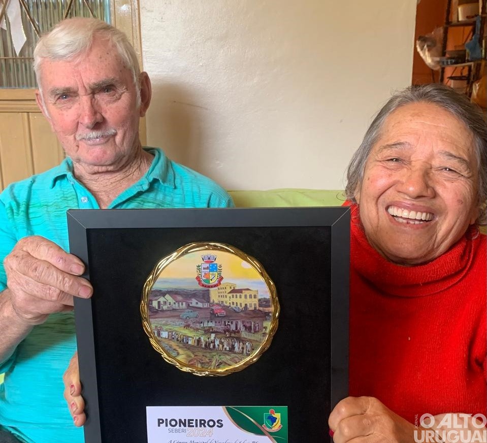 Câmara de Vereadores de Seberi homenageia pioneiros