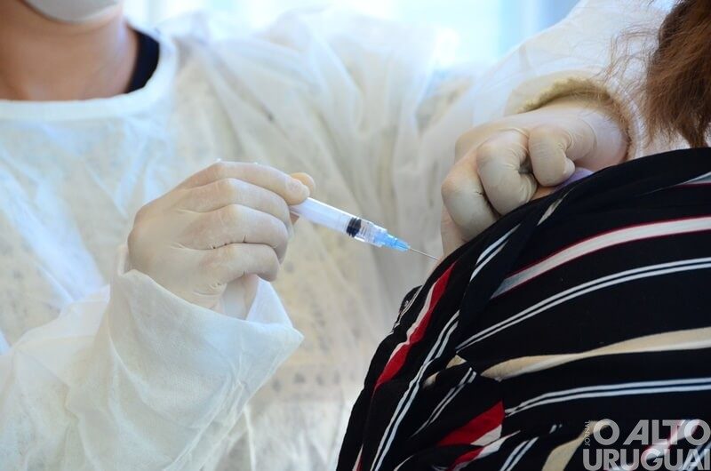 Estado recebe mais 441.550 doses de vacina contra Covid-19