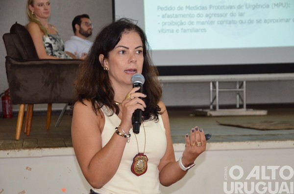 Palestra aborda enfrentamento à violência doméstica em Frederico Westphalen