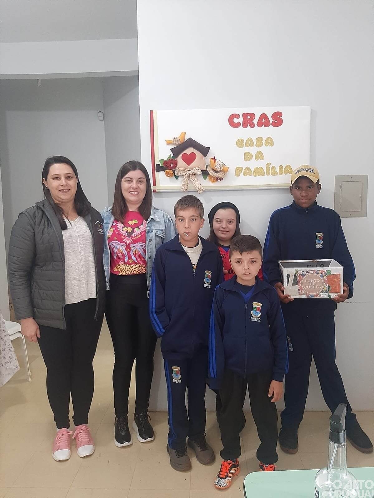 Alunos da Apae de Rodeio Bonito realizam ação para aquisição de materiais