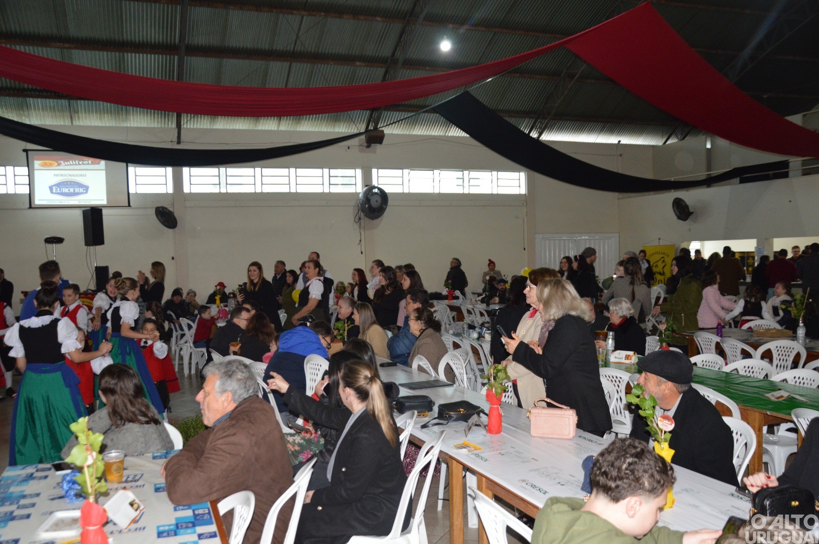 Mais de 500 pessoas participam da 33ª Julifest