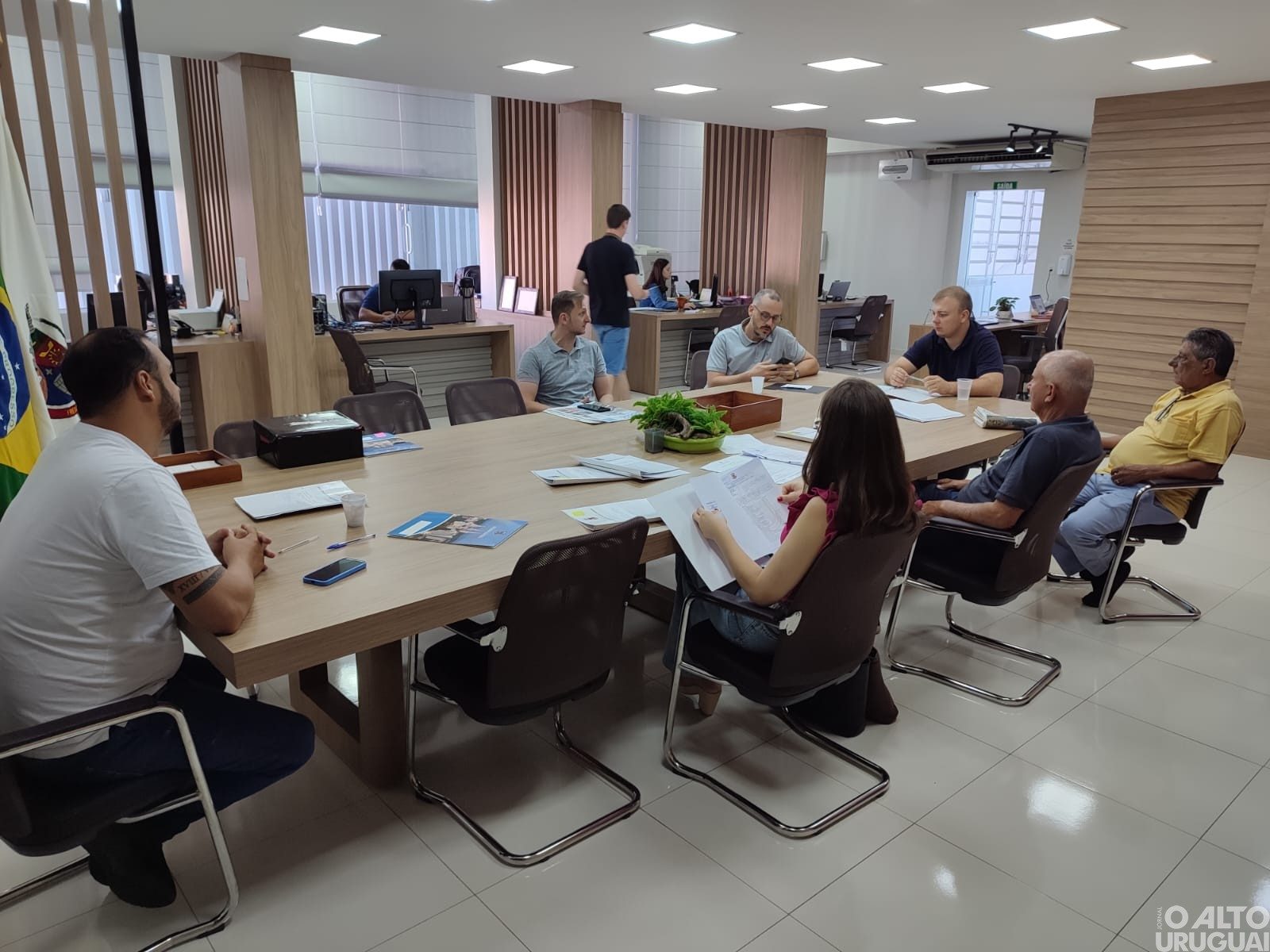 Vereadores de FW participam de reunião com diretor-administrativo do Hospital Divina Providência