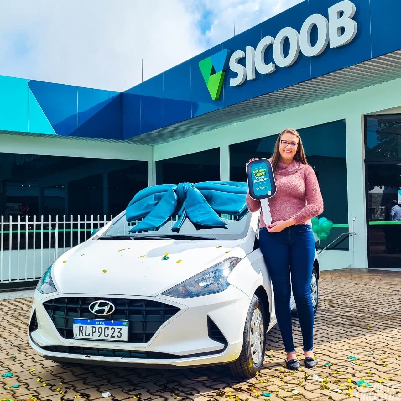 Cooperadas do Sicoob Oestecredi são contempladas na promoção SicoobCap
