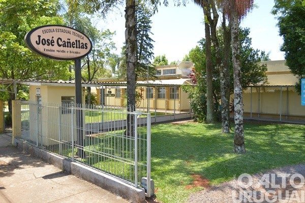 Escola Técnica José Cañellas completa 60 anos em FW