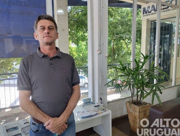 Motoristas devem dar preferência para ambulâncias