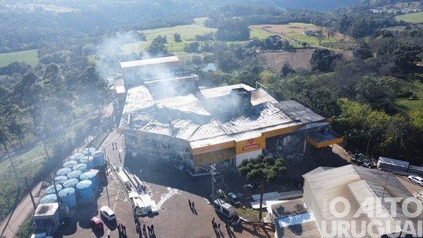 Administração de FW buscará apoio do Estado para reconstrução da Frangos Piovesan