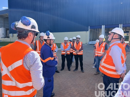 JBS apresenta a estrutura da fábrica de ração em Seberi