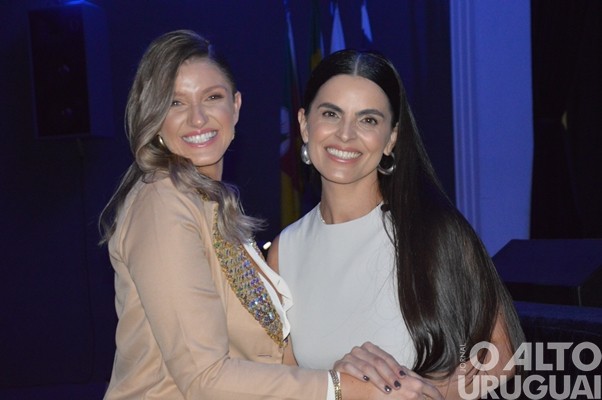 Mais de 800 pessoas participam de palestra com Leila Ama em FW