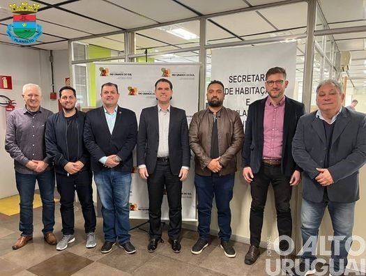 Representantes de Planalto realizam agenda na Secretaria de Habitação do RS