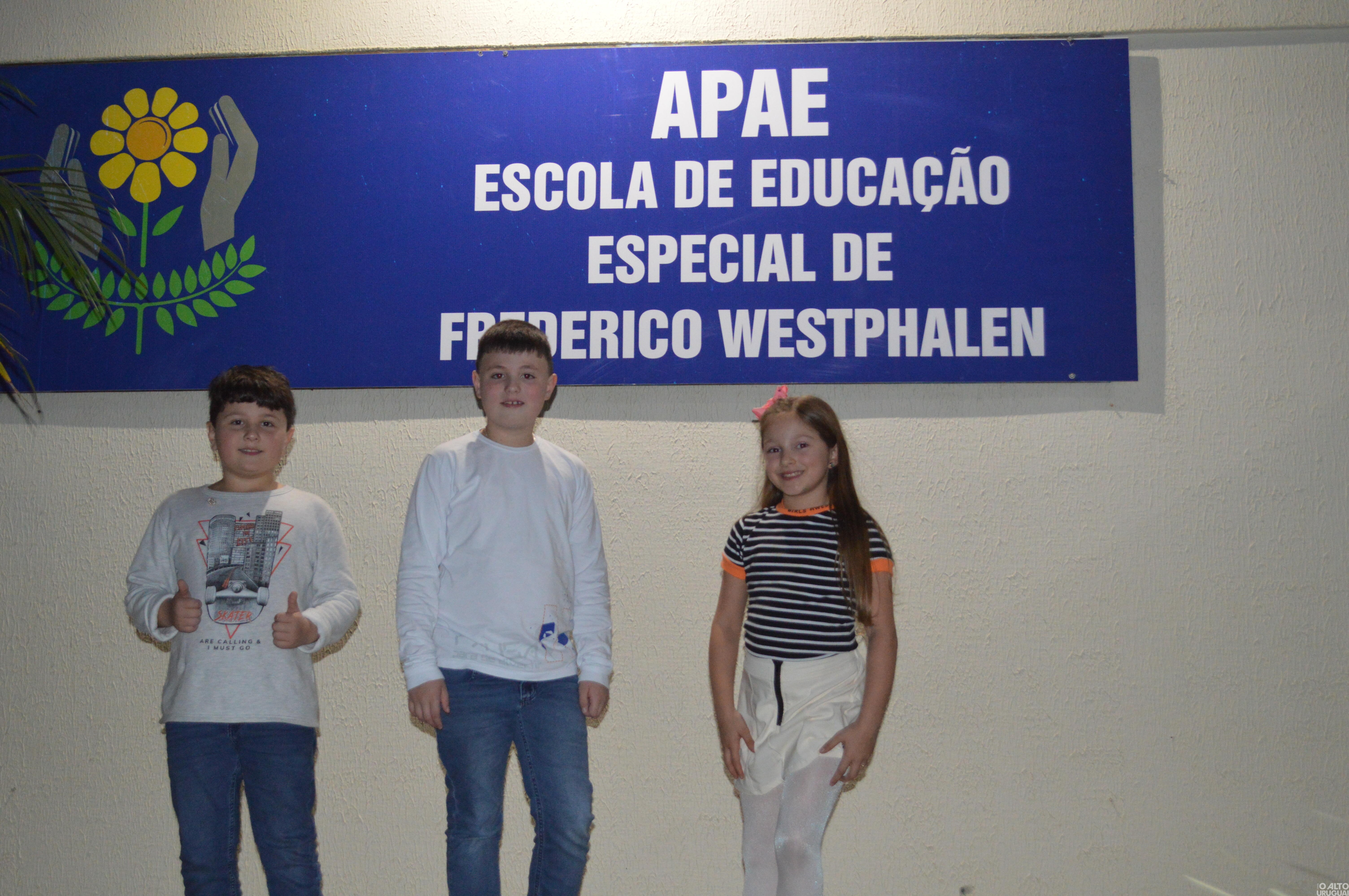 Mais de 300 pessoas participam do 17º Café Colonial do Rotary Barril