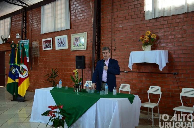 Edson Brum apresenta painel econômico em Pinheirinho do Vale