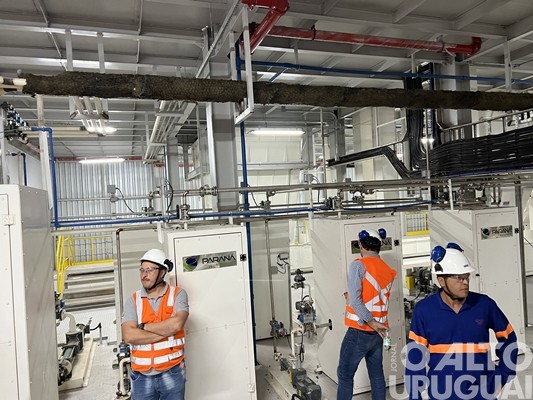 JBS apresenta a estrutura da fábrica de ração em Seberi