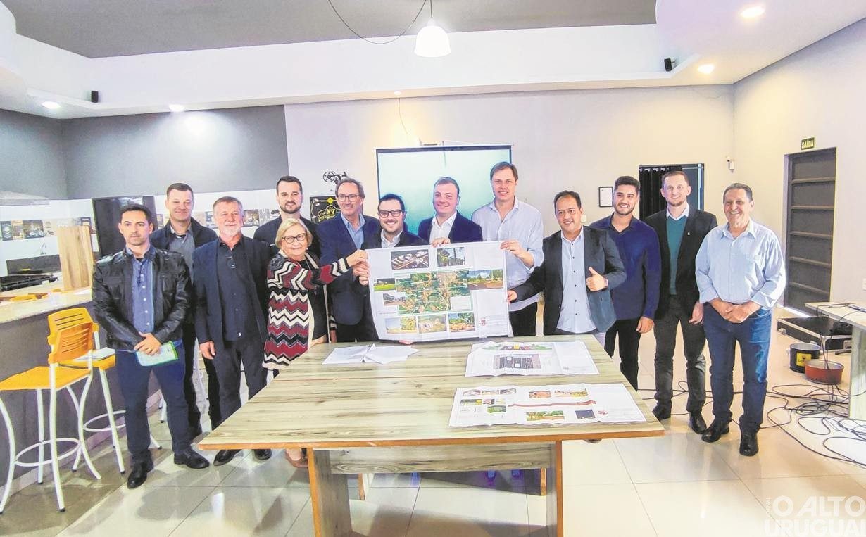 Projeto da revitalização da rua Santo Caeran é apresentado para lideranças durante a Expofred