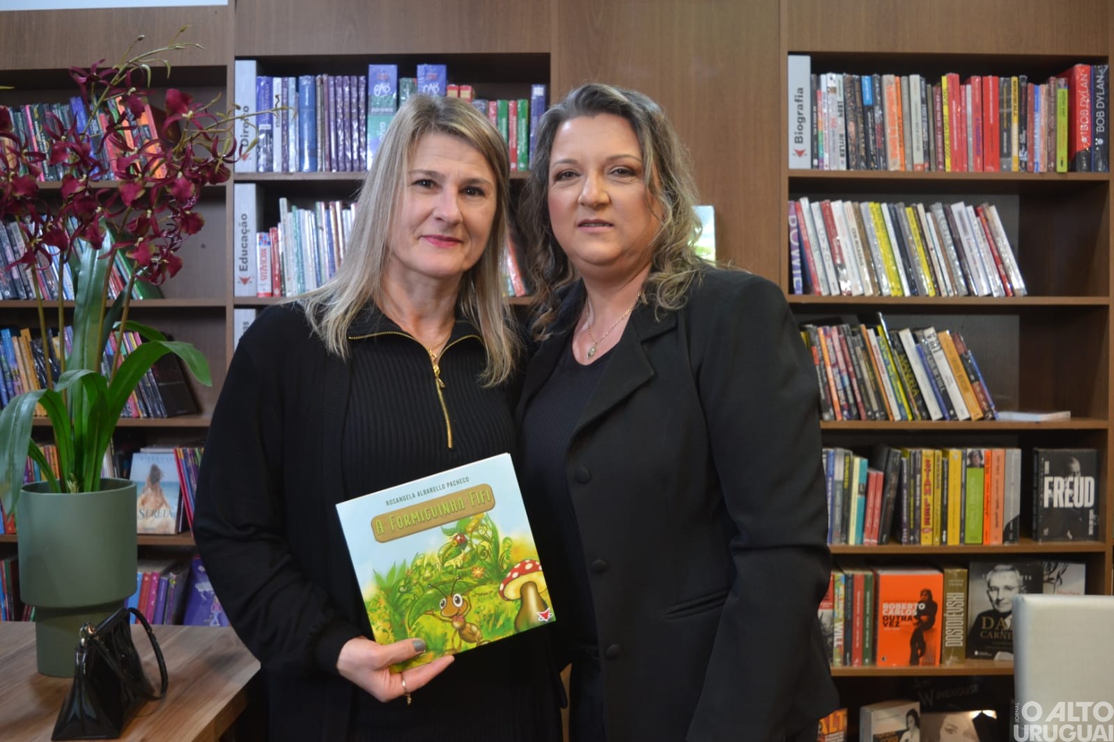 Frederiquense lança livro infantil