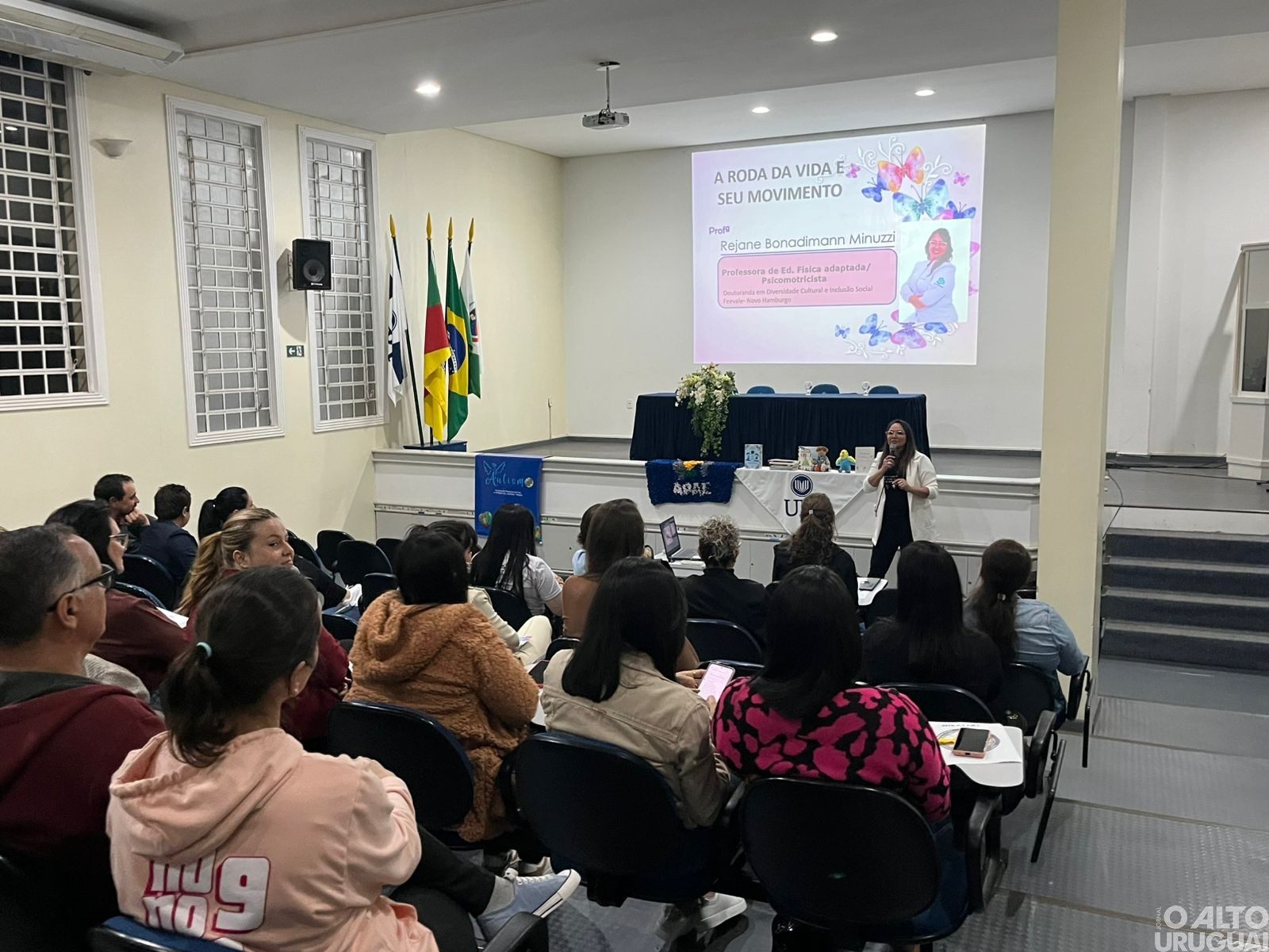 Palestra aborda Comunicação Aumentativa e Alternativa em FW