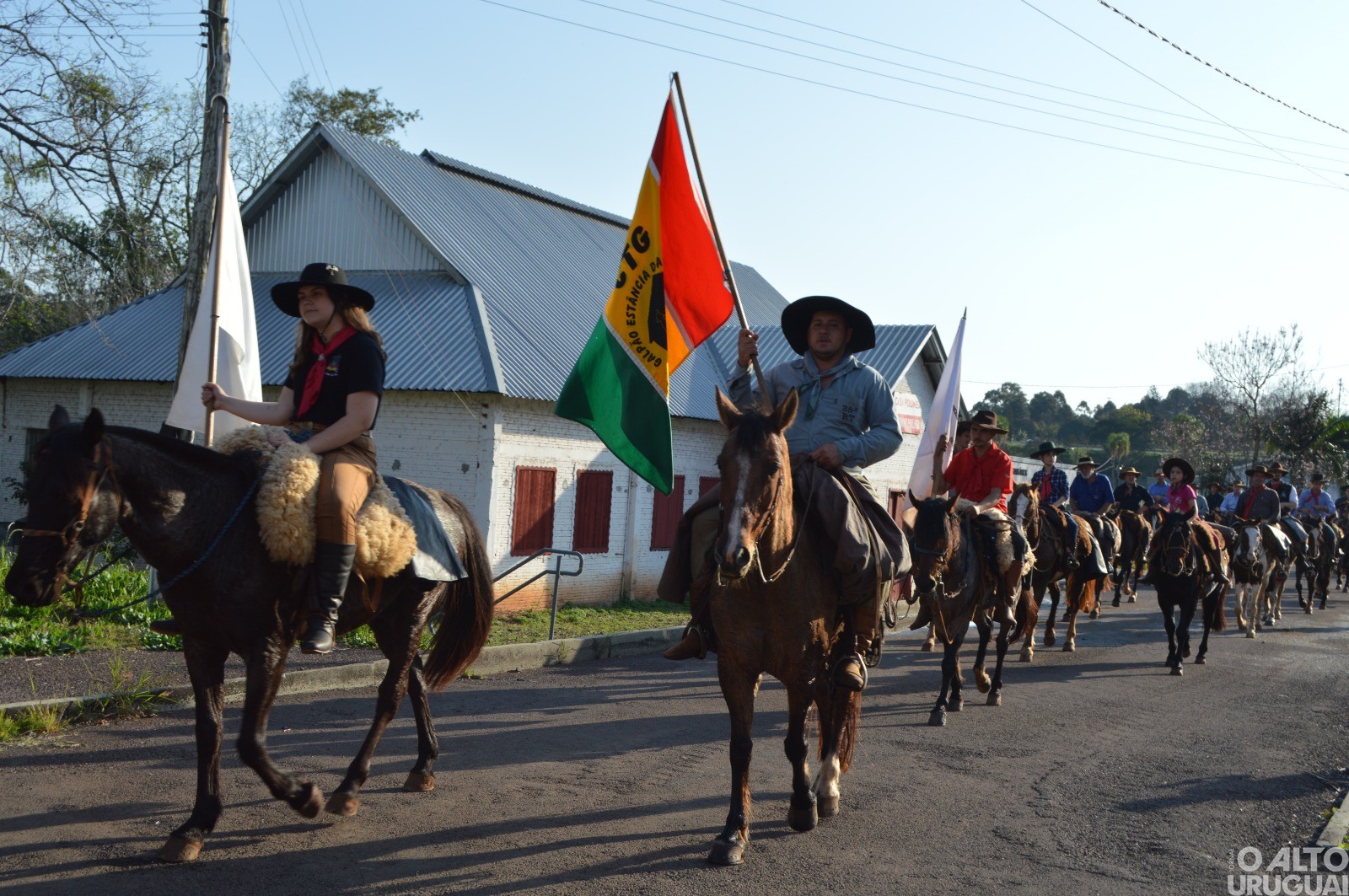 Cavalarianos do 31º Bate-casco passam por FW