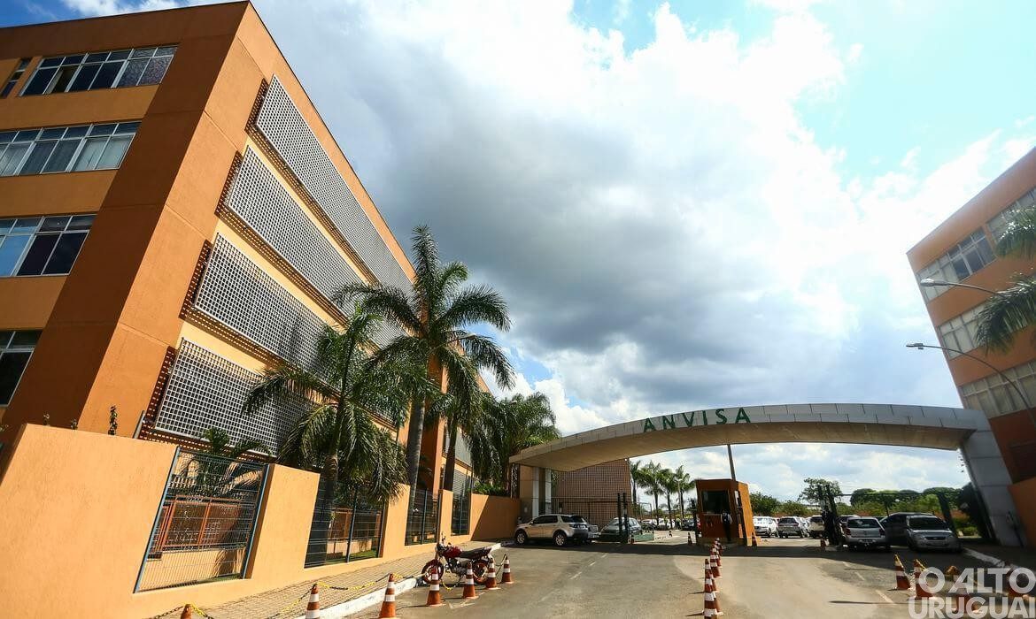 Anvisa autoriza vacina da Pfizer para crianças a partir de 12 anos