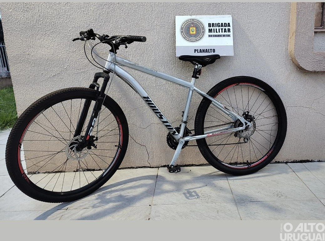 BM prende dupla e recupera bicicleta furtada em Planalto
