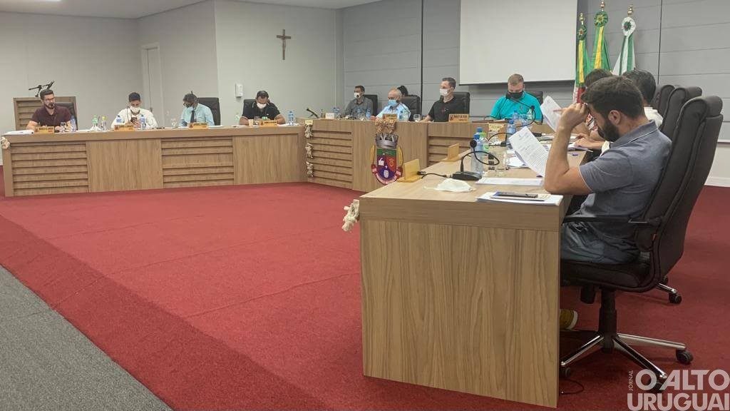 Câmara de FW aprova projeto sobre conscientização à violência contra mulher