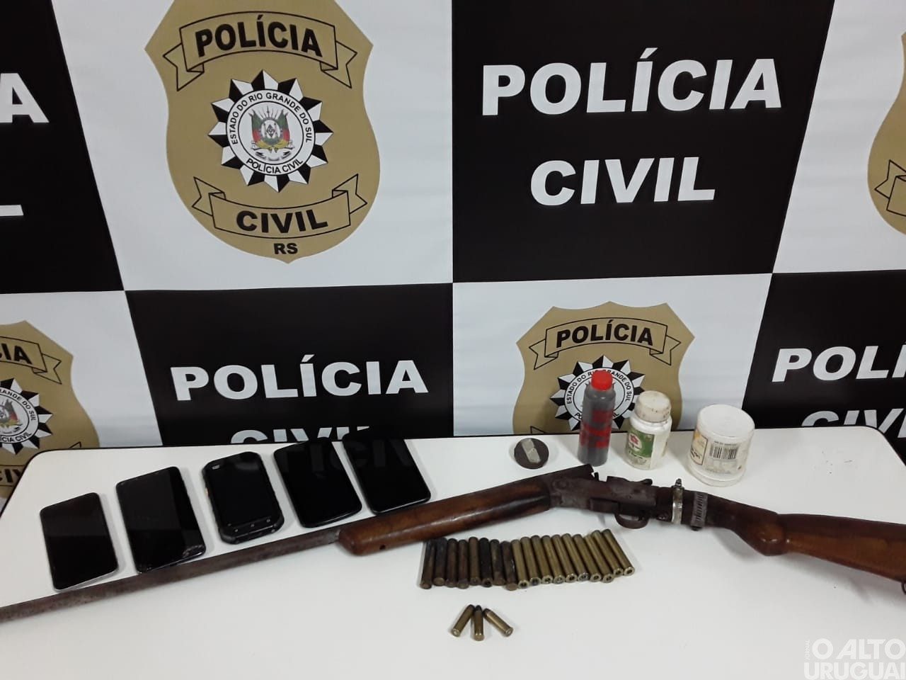 PC e BM cumprem quatro mandados de busca e apreensão em Vicente Dutra