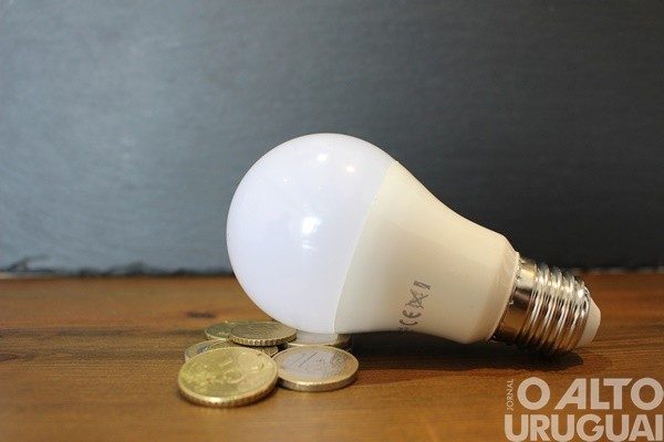 RGE dá dicas para economizar na conta de energia