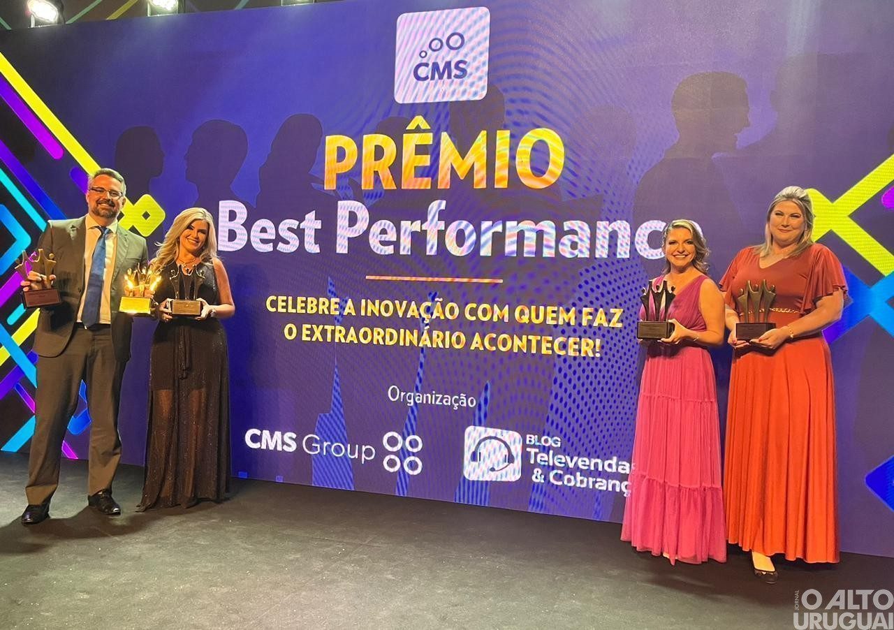 Sicredi recebe prêmios por transformações no atendimento aos associados e colaboradores