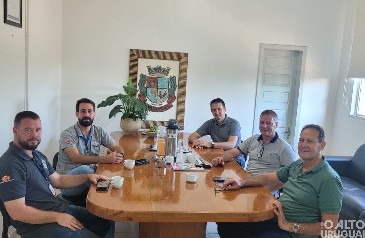 Município de Caiçara firma parceria para incentivar a suinocultura com terraplanagens gratuitas