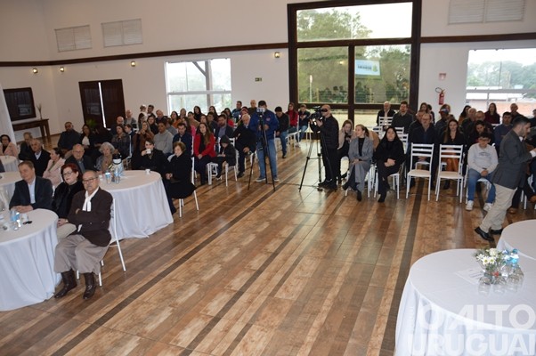 Câmara de Vereadores de Seberi homenageia pioneiros