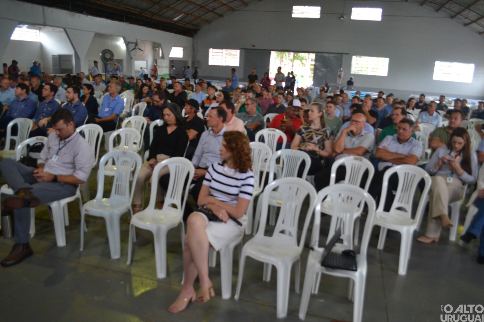 Seminário Regional de Enfrentamento às Adversidades Climáticas reúne grande público