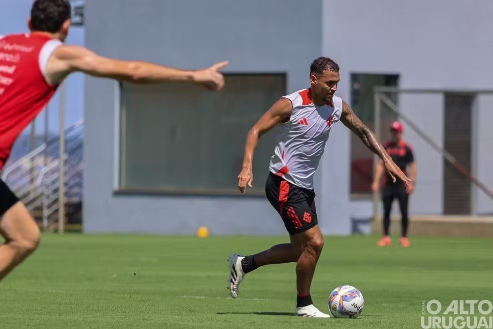 Quem serão 11 titulares do Internacional?