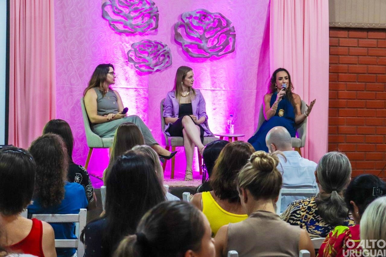 Palestra “Mulheres que se desafiam e inspiram” reúne grande público em Seberi