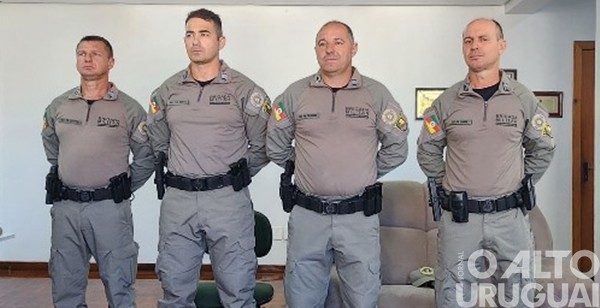 37º BPM parabeniza policiais militares pela promoção