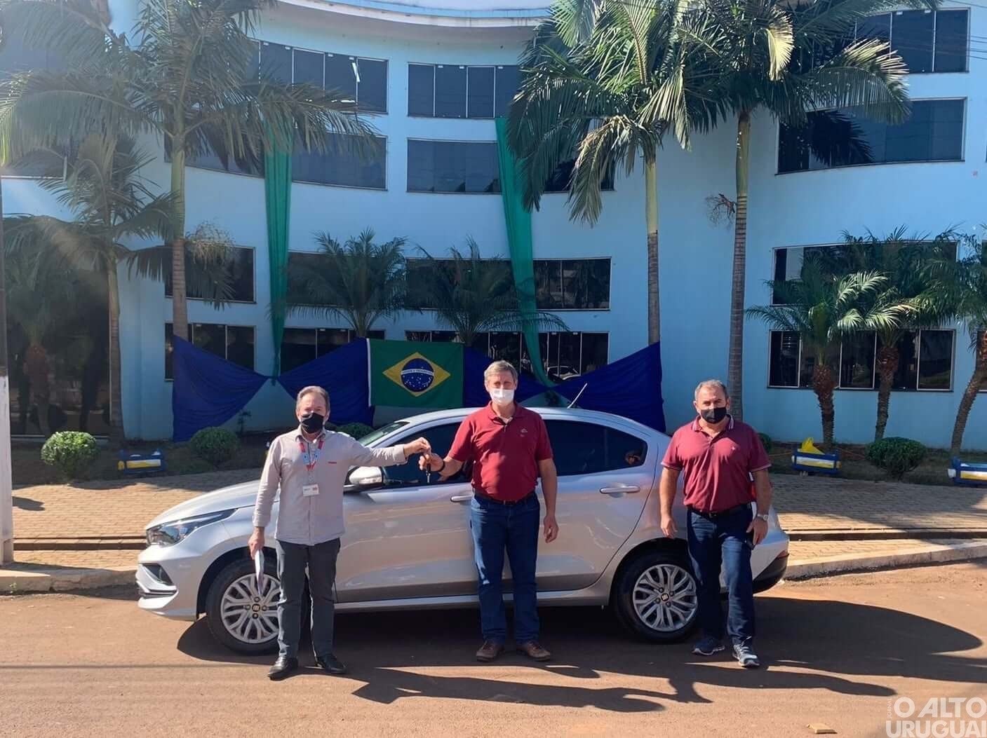 Novo veículo é adquirido para o setor da Saúde em Cristal do Sul