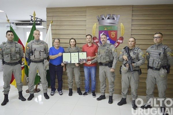 Poder Legislativo reconhece os 20 anos de atuação do 37º BPM
