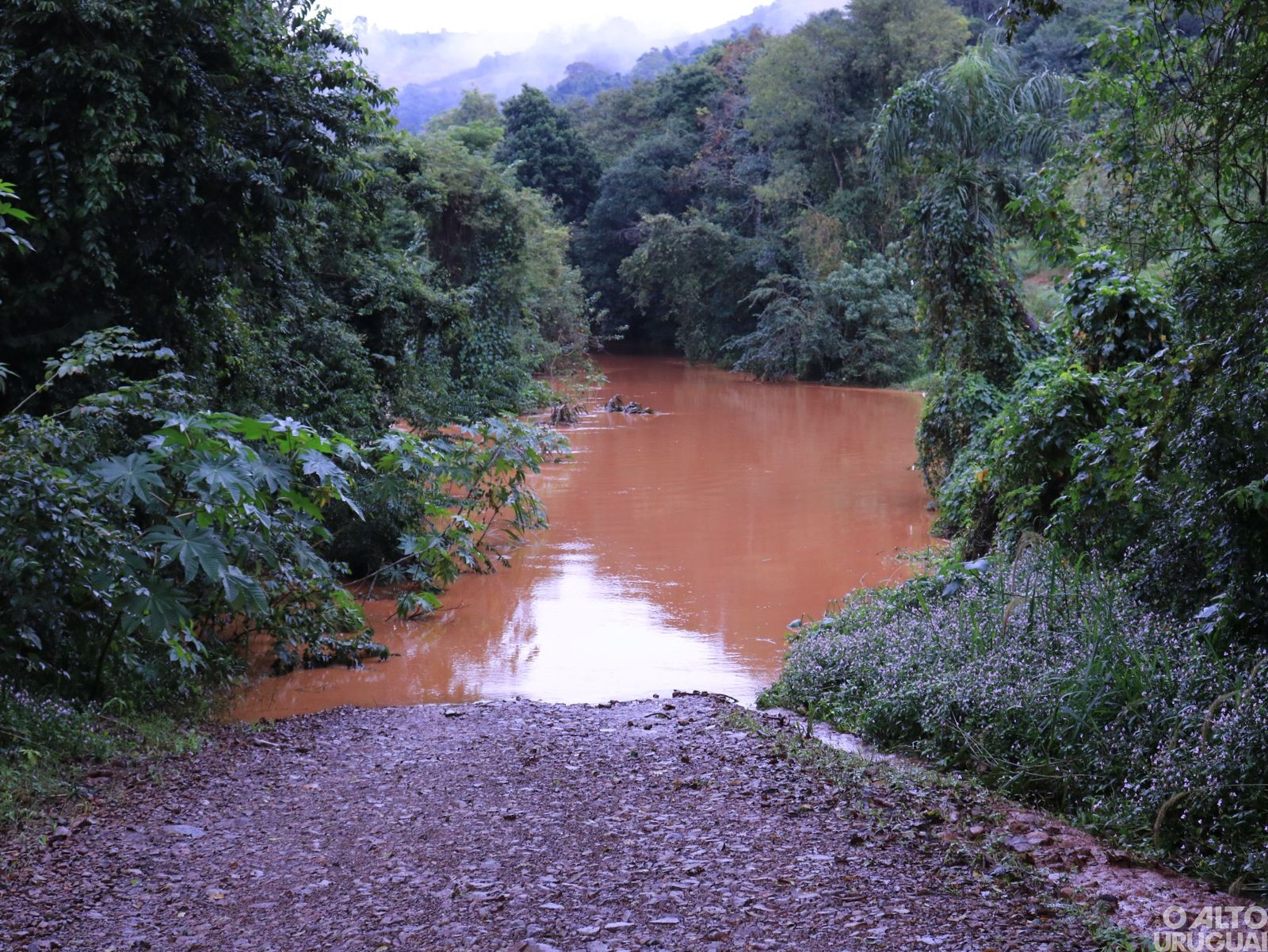 Fortes chuvas causam estragos em Novo Tiradentes